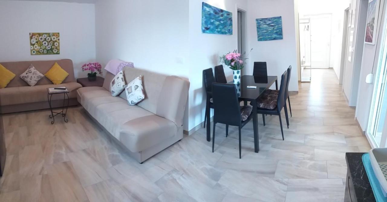 Apartment Dvorak Vir Dış mekan fotoğraf
